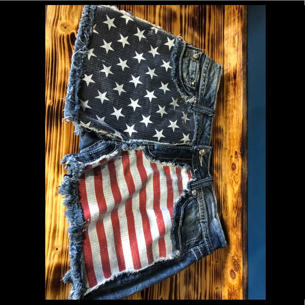 NWOT Miss Me American Flag Shorts